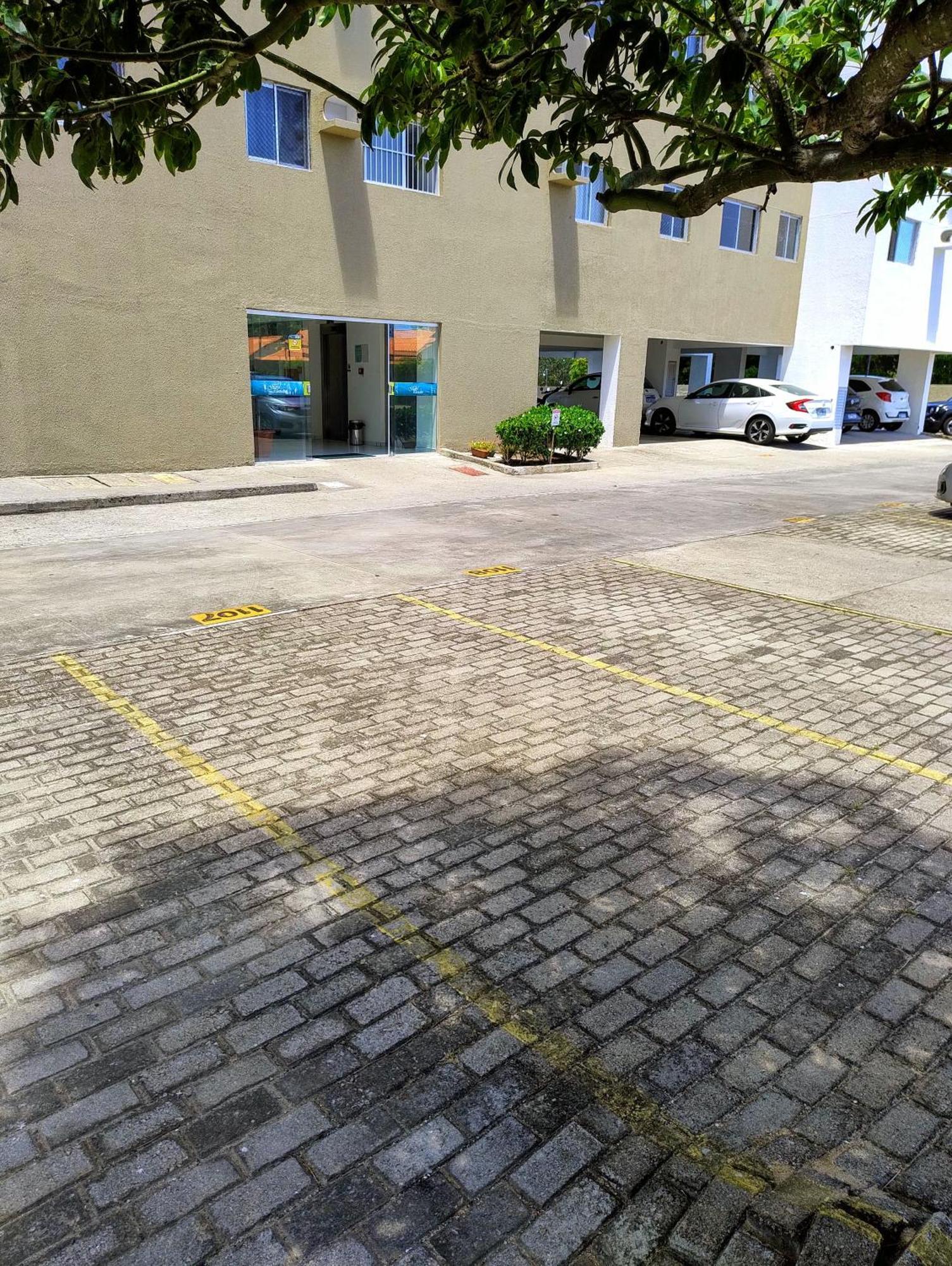 Queen L Ar Cond L Tvs Smart L Wi-Fi L Cozinha Completa L Garagem Maceio  Exterior photo